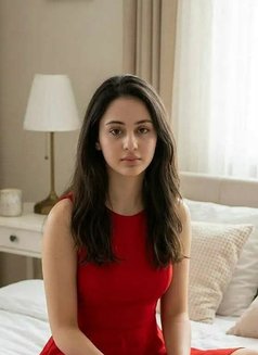 Komaljan - Transsexual escort in Dubai Photo 3 of 4