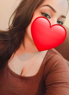 Kumudsharma - escort in Coimbatore Photo 2 of 8