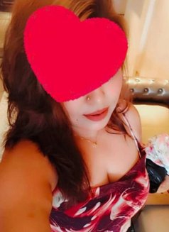 Kumudsharma - escort in Coimbatore Photo 3 of 8