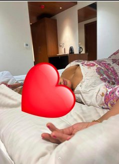 Kumudsharma - escort in Coimbatore Photo 4 of 8