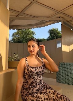 Komika - escort in Mumbai Photo 2 of 3