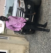 Komla - Acompañantes masculino in Accra