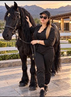 Konain Model - puta in Jeddah Photo 11 of 11