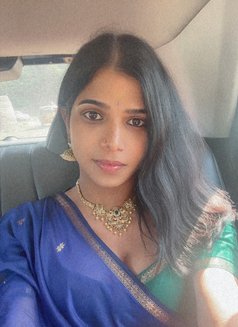 Kondapur queen shemale - Transsexual escort in Hyderabad Photo 9 of 9