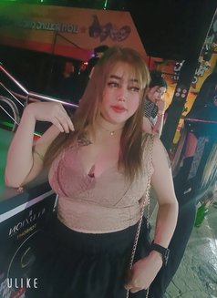 ลิซ่า - masseuse in Rayong Photo 2 of 30