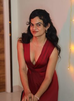 Kooshi - Transsexual escort in Hyderabad Photo 1 of 2