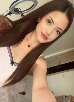 Koraline - escort in Dubai Photo 5 of 17