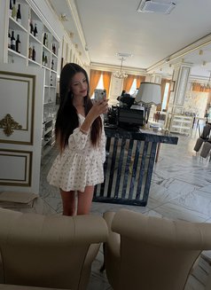 Koraline - escort in Dubai Photo 10 of 17