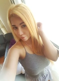 Korea Mina - escort in Al Manama Photo 5 of 6