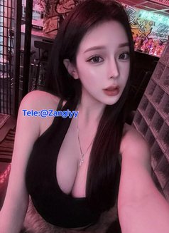 Korean 18++ Escort - escort in Singapore Photo 5 of 6