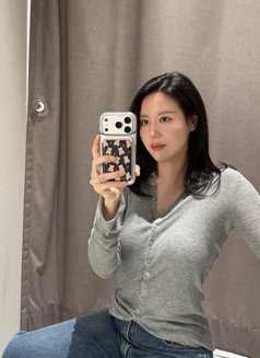 Korean Cabin crew - puta in Kuala Lumpur Photo 9 of 9