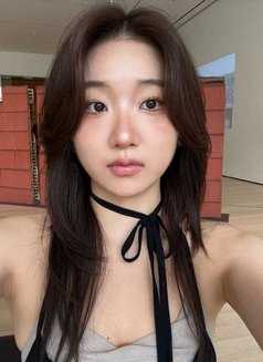 Korean Doll in Pattaya Incall Doorstep - puta in Pattaya Photo 1 of 1