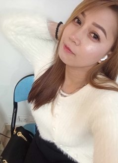 Young and sexy.Korean/filipina pussy. - puta in Surat Photo 9 of 10