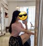 Korean Student Girl Da Ju - puta in Seoul Photo 1 of 4
