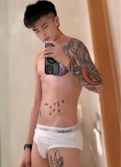 Korean Twink Boytoy Big Dick - Male escort in Dubai Photo 9 of 21