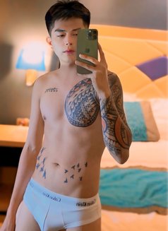 Korean Twink Boytoy Big Dick - Male escort in Manila Photo 8 of 13