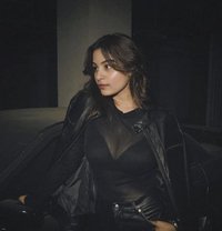 Koregaon Park Vip Russian Escorts - puta in Pune