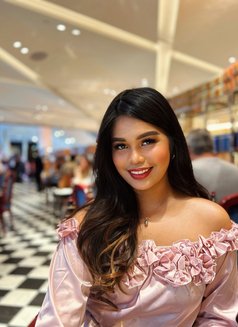 Kourtney - escort in Manila Photo 1 of 5
