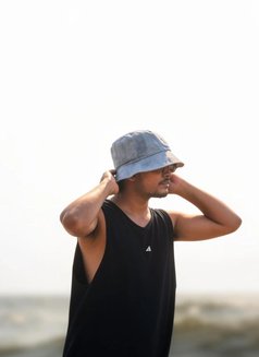 Koushik - Male escort in Mumbai Photo 4 of 6