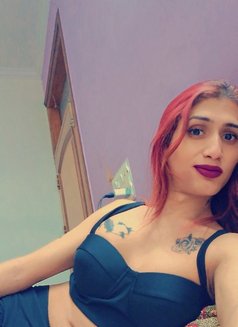 Koyinoor Naaz - Acompañantes transexual in Lucknow Photo 2 of 30
