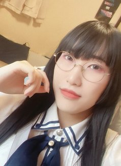 Koyuki - Acompañantes transexual in Tokyo Photo 1 of 2