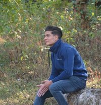 Krapton - Male escort in Al Ain