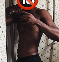 Kreamy - Male escort in Benin City