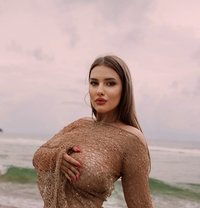 Kris - escort in Dubai