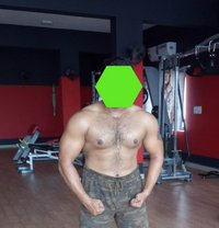 Krish for Women & Cpl - Acompañantes masculino in Chennai