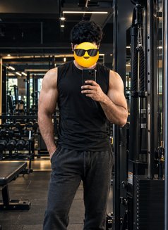 Private Male Escorts for Women Bangalore - Male escort in Bangalore Photo 1 of 2