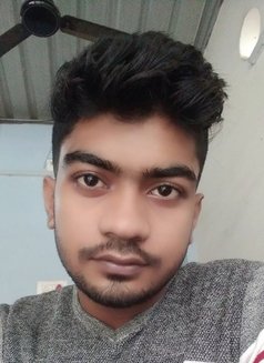 Krish - Male escort in Kolkata Photo 1 of 4