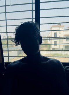 Krish - Male escort in Mumbai Photo 1 of 2