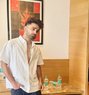 Krish - Male escort in New Delhi Photo 3 of 4