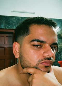 Krish Malik - Male escort in Dubai Photo 1 of 3