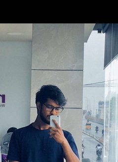 Krish077 - Male escort in Chennai Photo 1 of 3