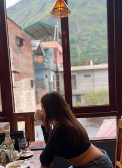 Krishma Independent Girl - escort in New Delhi Photo 2 of 5
