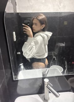 Krishna - Transsexual adult performer in Manila Photo 4 of 5