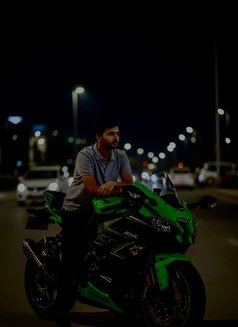 Krishna - Agencia de acompañantes masculinas in Abu Dhabi Photo 1 of 3