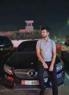 Krishna - Agencia de acompañantes masculinas in Abu Dhabi Photo 3 of 3