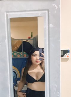 Krista - masseuse in Dubai Photo 4 of 11