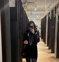 Krista - puta in Doha