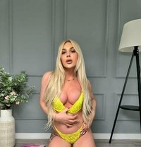 Kristal - Transsexual escort in Vienna