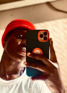 Kristen - escort in Accra Photo 4 of 7