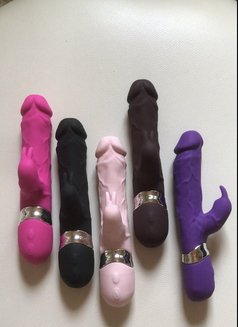 Kristen - escort in Accra Photo 6 of 7