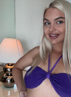 Kristina Fresh - puta in Abu Dhabi Photo 2 of 10