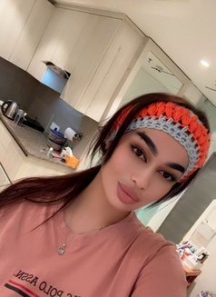 Kristina independent Russian - puta in Gurgaon Photo 7 of 7