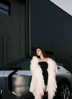 Kristina - escort in Hong Kong Photo 4 of 13