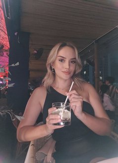 Kristina - escort in Bangkok Photo 14 of 17