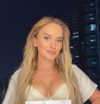 Kristina - escort in Bangkok Photo 2 of 14