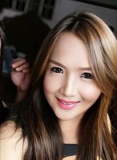 Kristine - Acompañantes transexual in Bangkok Photo 2 of 8